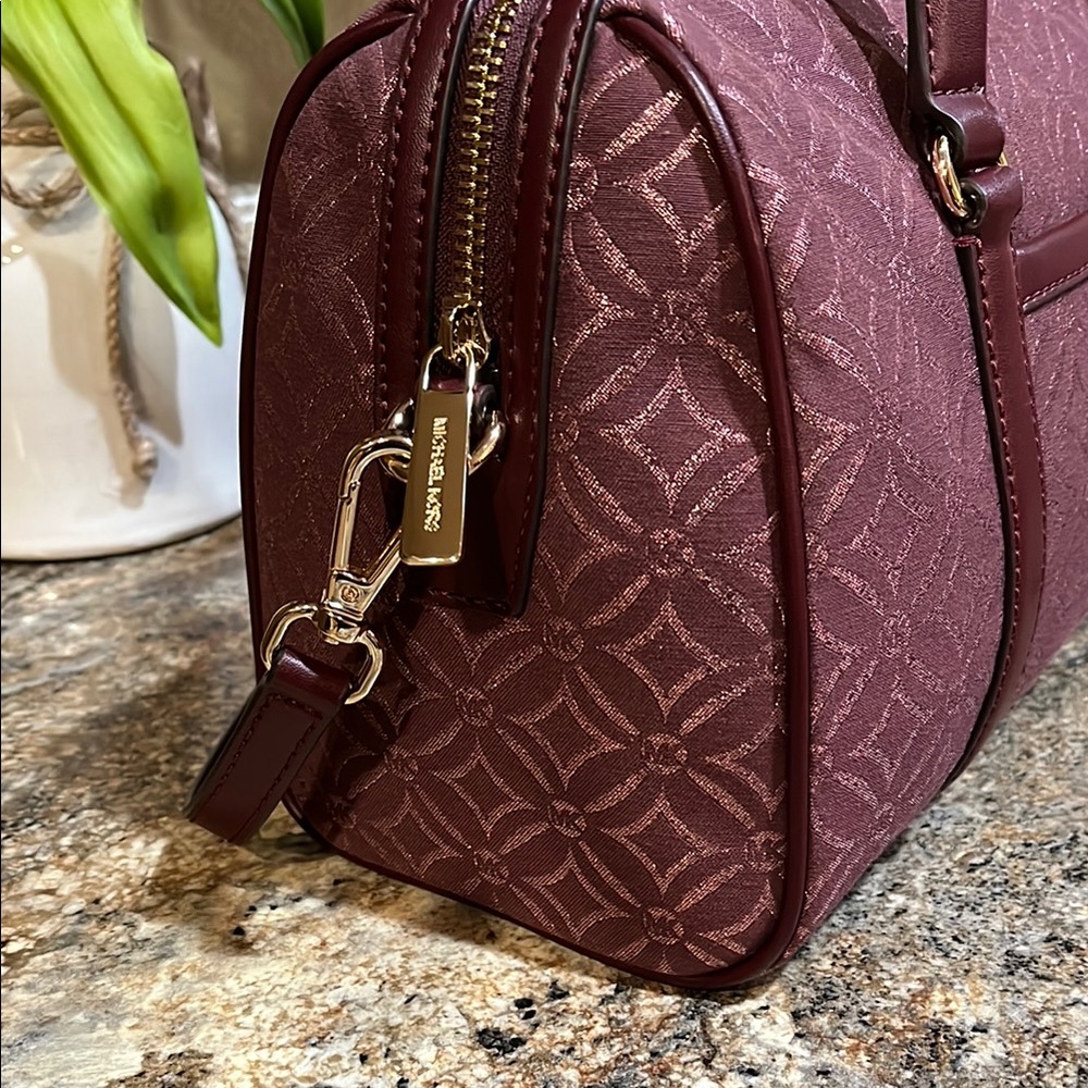 MICHAEL KORS NWT JST TRAVEL MEDIUM SATCHEL SHOULDER CROSSBODY BAG MK OXBLOOD - Picture 4 of 8